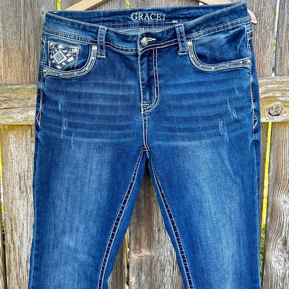 Grace in LA Dark Blue Denim Western Feathers Embellished Boot Cut Jeans Size 31 - Picture 8 of 12